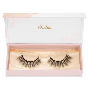 no. 105 mink lashes luxury lashes lotus lashes in packaging