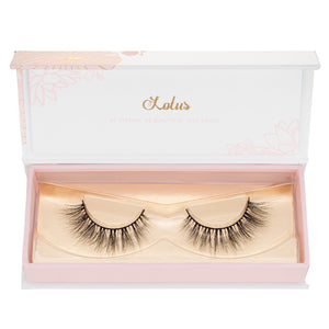 no. 114 3D mink lashes luxury lashes lotus lashes in packaging